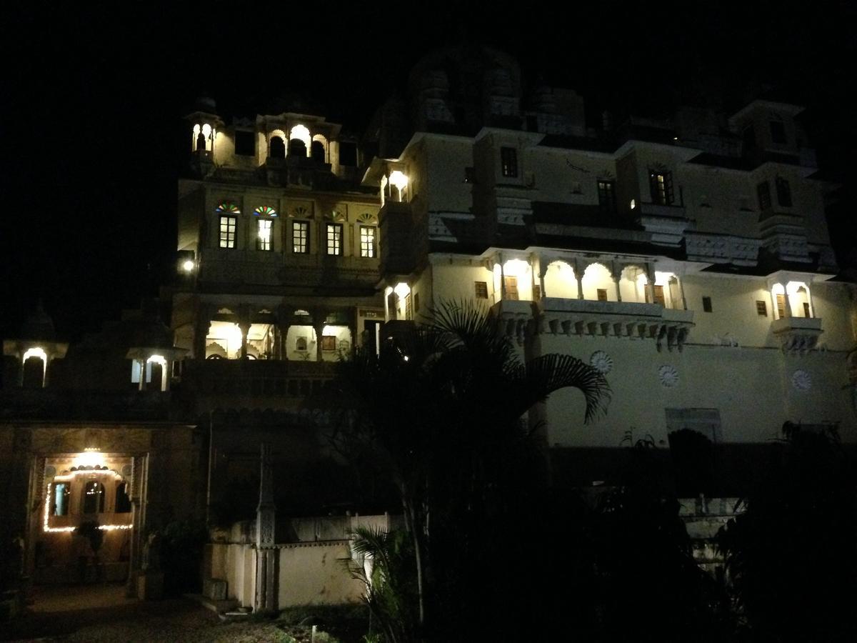 Fort Begu Hotel Begun Exterior photo